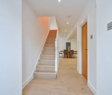 4 bedroom detached house to rent - Photo 1