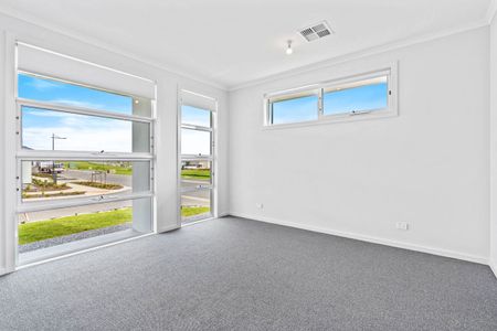Country living with conveniences - Photo 2