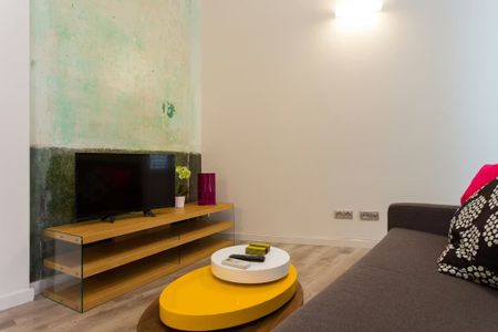 Carrer de Salomó Ben Adret, Barcelona, Catalonia 08002 - Foto 2