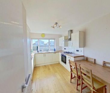 2 bedroom ground floor flat to rent - Photo 6