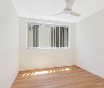 BRAND NEW RIVERSIDE APARTMENT - Photo 3