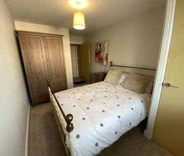 2 bedroom apartment to rent - Photo 6