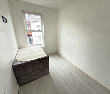 Airlie Place, Leeds, LS8 - Photo 2