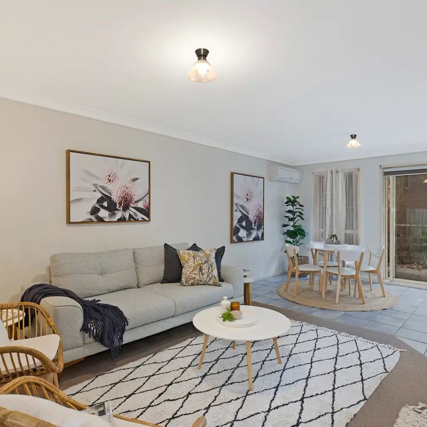 “Charming Townhouse Living in the Heart of East Gosford” - Photo 1