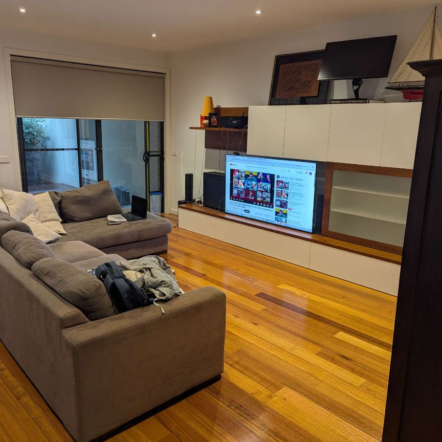 Brunswick West - Photo 1