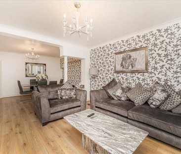 4 bedroom detached house to rent - Photo 1