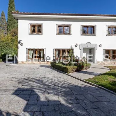 Alquiler de casa o chalet independiente en El Plantío - Photo 1