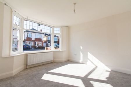 3 Bed Detached House in Moordown - Photo 3