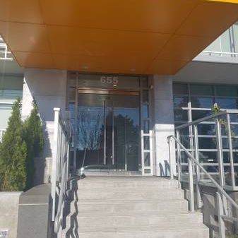 One Bedroom + Flex Room near Oakridge Centre Mall - Photo 4