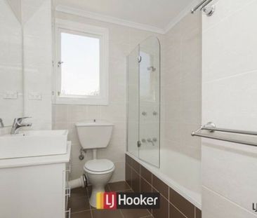 Charming Three bedroom Home - Photo 6