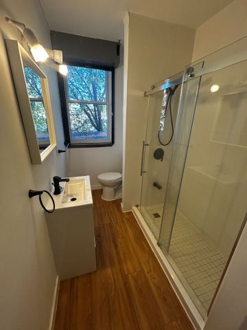 For Lease - 174.5 Hunter Street Unit# 2, Peterborough, Ontario - Photo 4