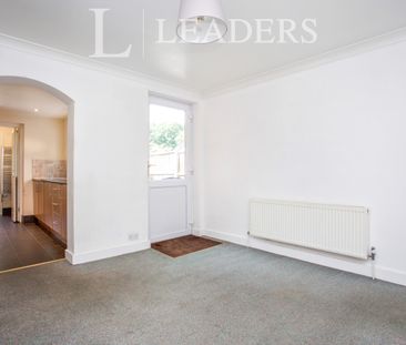 2 bedroom house to rent Connaught Road, Brookwood, Woking, GU24 - Photo 5