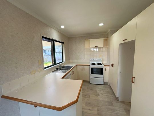 Home on the Range - Papamoa - Photo 1