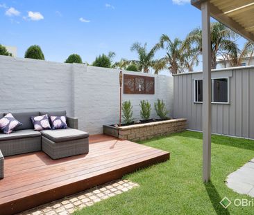 Beachside Beauty - Photo 2