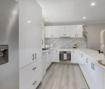 60/1 Coelia Court, Carrara QLD 4211 - House For Rent | Domain - Photo 4