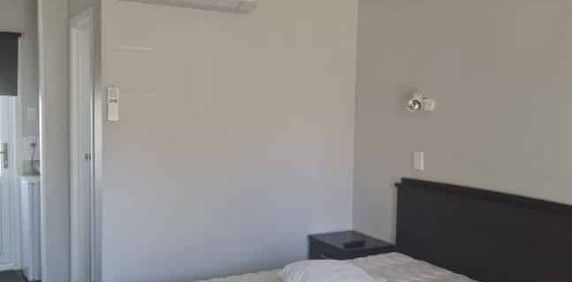 Self contained unit ready to go - Photo 2