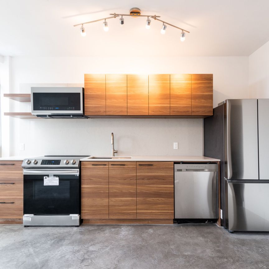 For Lease - 3333 Dundas Street Unit# 3A, Toronto, Ontario - Photo 1