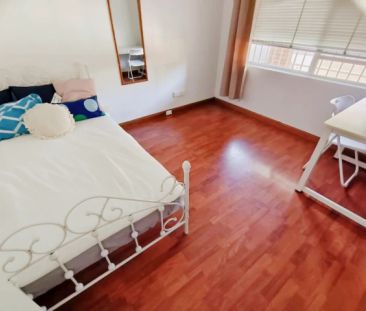 21 Blenheim st, Sydney - Photo 1