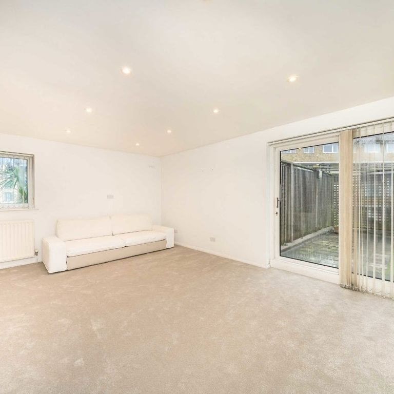 Clarence Avenue, SW4 8LQ, London - Photo 1