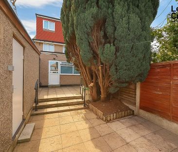 1 bedroom in a house share to rent - Photo 6