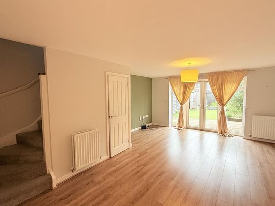 3 bedroom property to rent - Photo 1