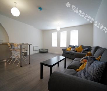 Apartment 2, 282 High Street - Photo 2