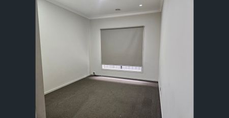 Large Four Bedroom in the Minta Estate - Photo 5