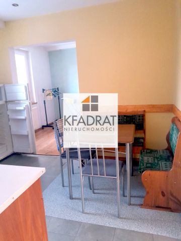 Dom wolnostojący, dla pracowników, parking - Zdjęcie 2