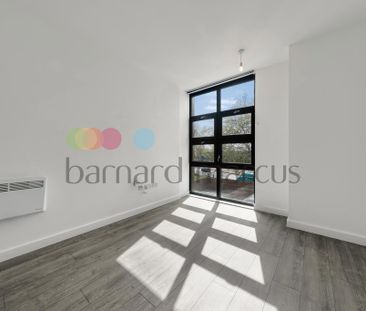 Studio to rent - Photo 5