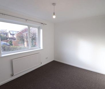 2 bedroom semi-detached house to rent - Photo 5