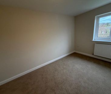3 bedroom property to rent - Photo 2