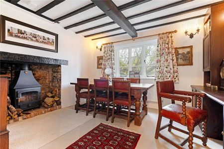 A beautifully presented three bedroom home with charming countryside views. - Photo 4