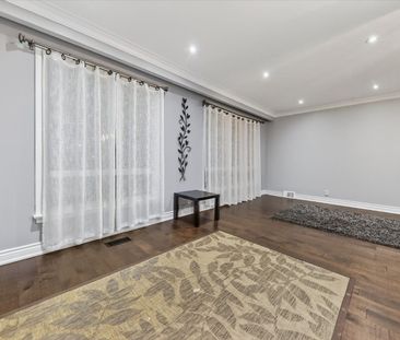 For Lease - 18 Wetherby Drive Unit# Main, Toronto, Ontario - Photo 2