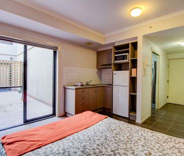 101/133 Droop Street, Footscray, Vic 3011 - Photo 3