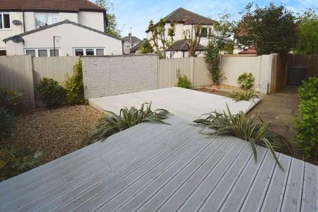 Kirkway, Bebington, CH63 - Photo 2
