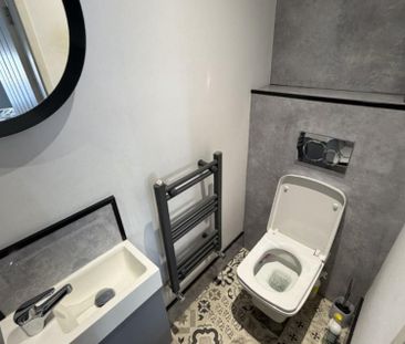 1 bedroom Flat To Let - Photo 6