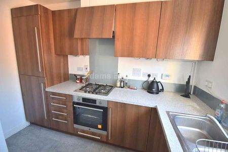 Gweal Avenue, Kennet Island, RG2 - Photo 4