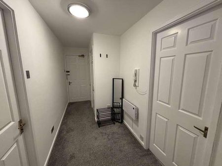 Oak Bank, Bury New Road, Manchester, M25 - Photo 4