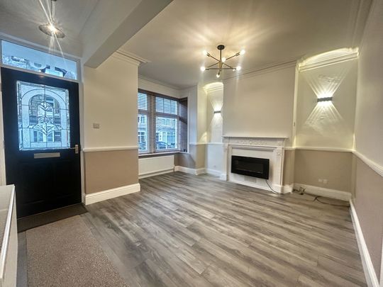 Grange Avenue, Harrogate - Photo 1