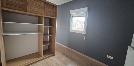 Location Appartement 2 pièces 42m² LILLE 59260 - Photo 2