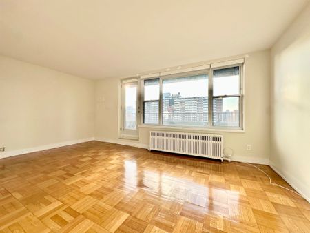 For Lease - 1545 Bathurst Street Unit# 511, Toronto, Ontario - Photo 2