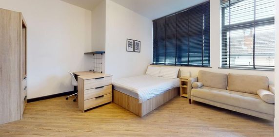 Studio to rent - Photo 2