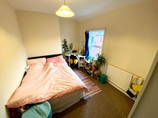 3 bedroom house share to rent - Photo 1