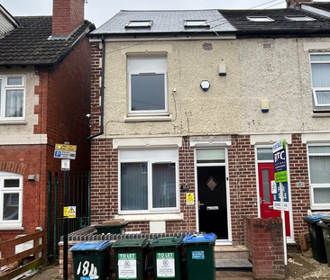 St. Georges Road Room 4 - Photo 1