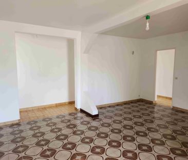 Location Maison 5 pièces 100m² GOYAVE 97128 - Photo 1