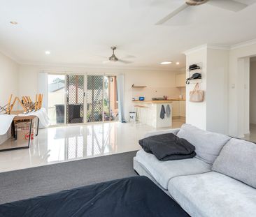 IMMACULATE 3 BEDROOM HOME IN ARUNDEL - Photo 1
