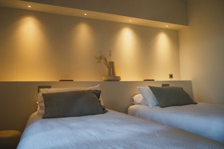 Rental House Ajaccio 6 Rooms 200 m² - Photo 4