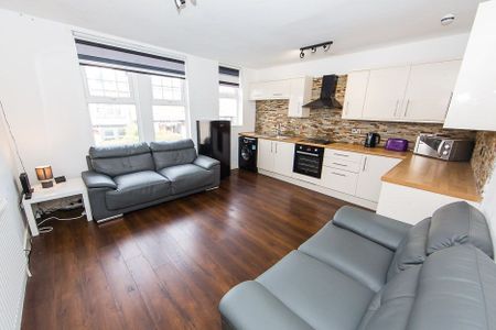 A Headingley Mount, Headingley, Leeds - Photo 2