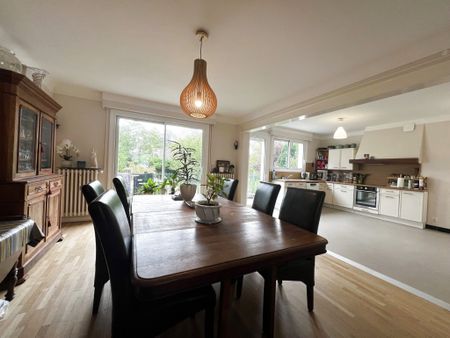 Location Maison 5 pièces 143m² LE MANS 72100 - Photo 4