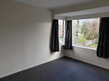 TWO BEDROOM IN TRENTHAM - Photo 2